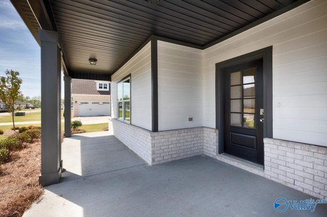 16521 Hamilton Place, Athens, AL 35613