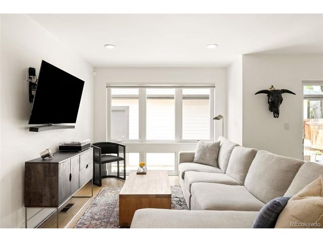 73 N Pennsylvania St, Denver, CO 80203