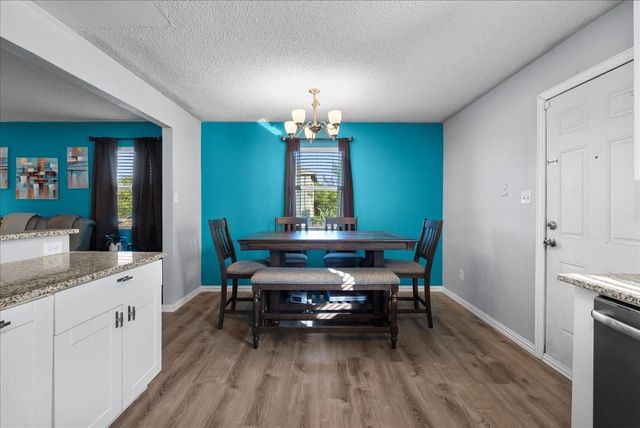 6825 Gulf Street, Hitchcock, TX 77563