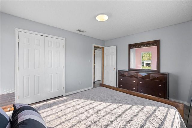 6825 Gulf Street, Hitchcock, TX 77563