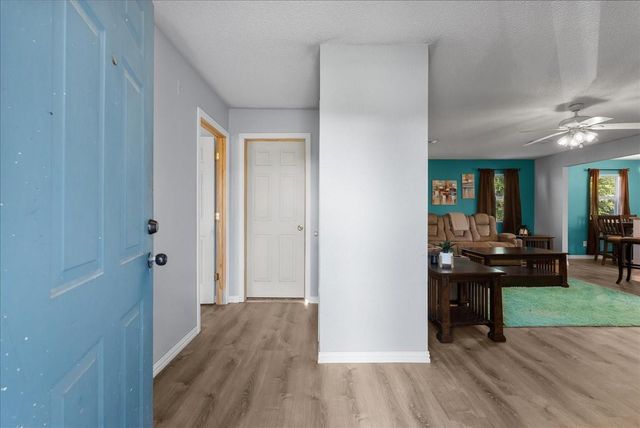 6825 Gulf Street, Hitchcock, TX 77563