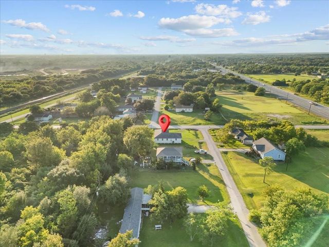 6825 Gulf Street, Hitchcock, TX 77563