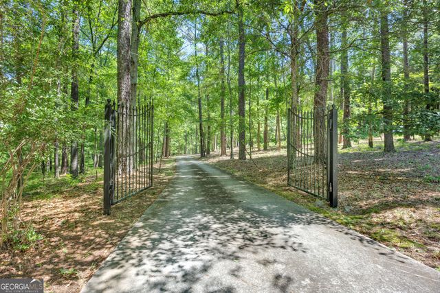 400 River Cove Road, Social Circle, GA 30025