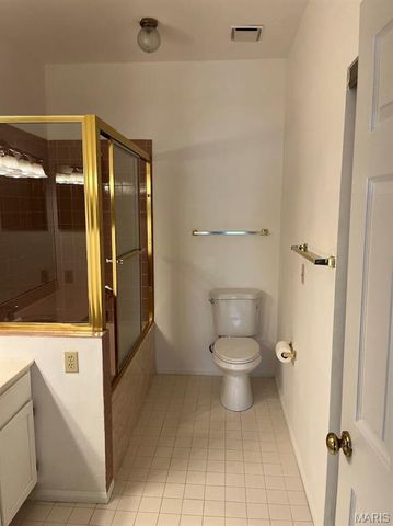 10942 Vauxhall Drive, Creve Coeur, MO 63146