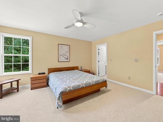216 EXECUTIVE WAY, Hedgesville, WV 25427