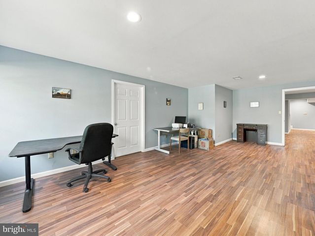 216 EXECUTIVE WAY, Hedgesville, WV 25427