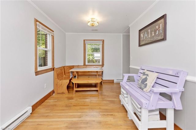 1659 Holly DR, Gloucester Point, VA 23062