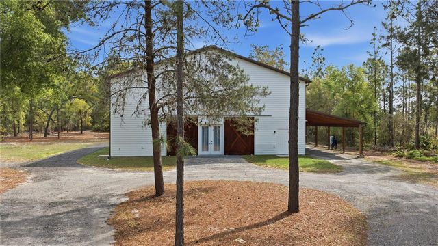 8121 COUNTY ROAD 243B, Wildwood, FL 34785