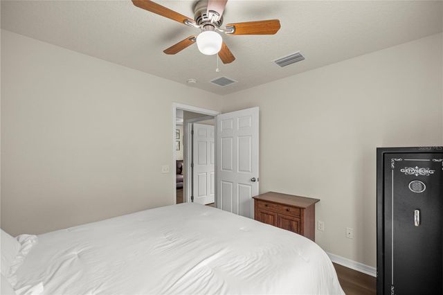 8121 COUNTY ROAD 243B, Wildwood, FL 34785