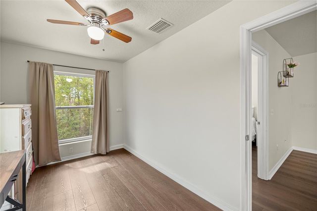 8121 COUNTY ROAD 243B, Wildwood, FL 34785