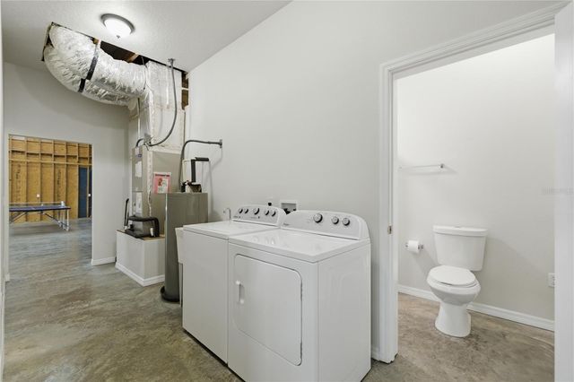 8121 COUNTY ROAD 243B, Wildwood, FL 34785