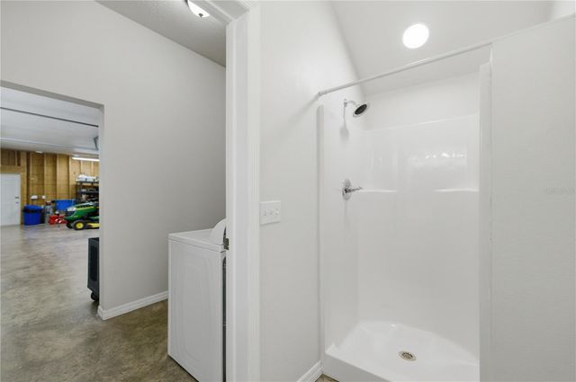 8121 COUNTY ROAD 243B, Wildwood, FL 34785