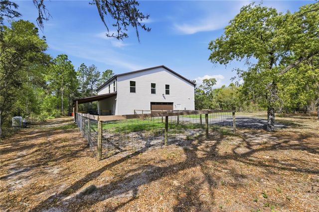 8121 COUNTY ROAD 243B, Wildwood, FL 34785