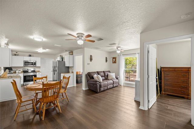 8121 COUNTY ROAD 243B, Wildwood, FL 34785