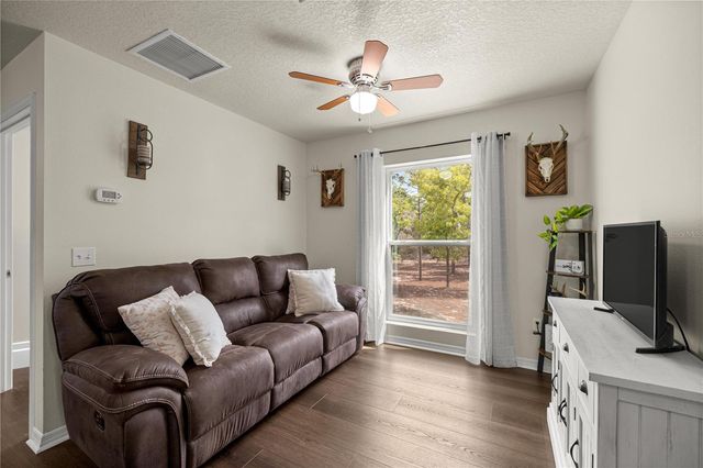 8121 COUNTY ROAD 243B, Wildwood, FL 34785