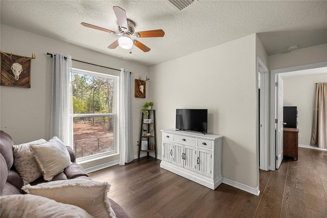 8121 COUNTY ROAD 243B, Wildwood, FL 34785