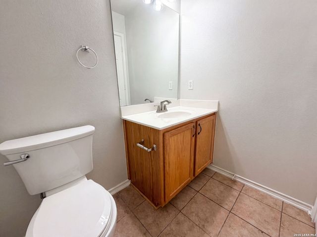 6951 CUTTING CRK, San Antonio, TX 78244