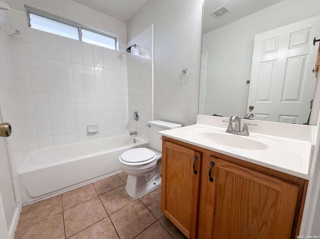 6951 CUTTING CRK, San Antonio, TX 78244