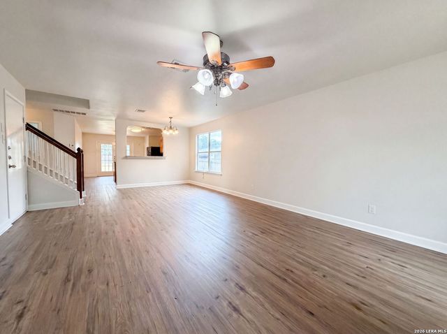 6951 CUTTING CRK, San Antonio, TX 78244