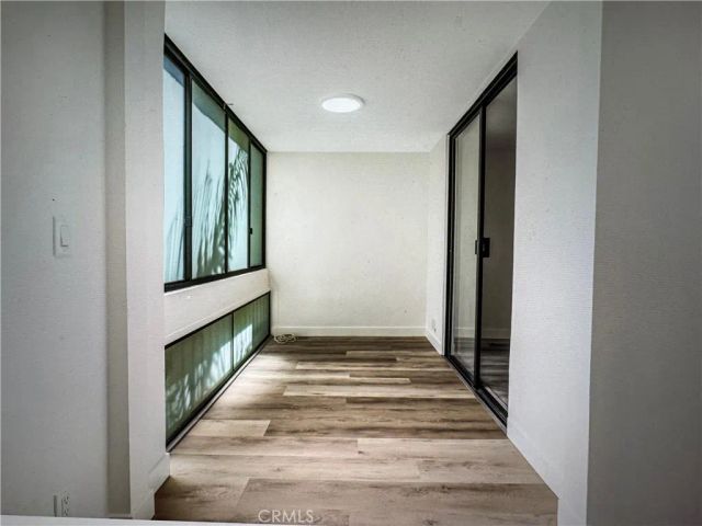 750 N Kings 105, West Hollywood, CA 90069