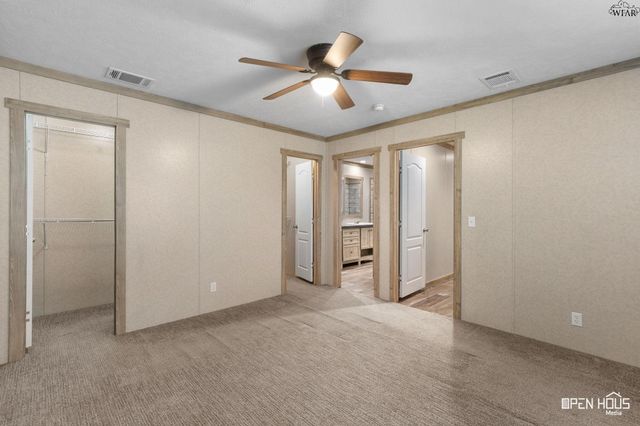 311 W CRYSTAL STREET, Iowa Park, TX 76367