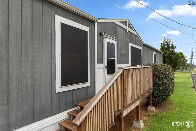 311 W CRYSTAL STREET, Iowa Park, TX 76367
