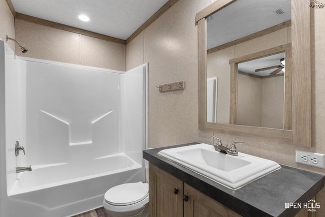 311 W CRYSTAL STREET, Iowa Park, TX 76367