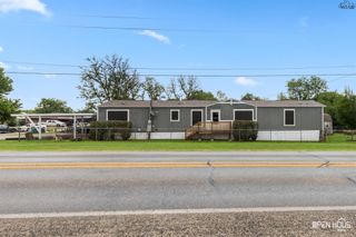 311 W CRYSTAL STREET, Iowa Park, TX 76367