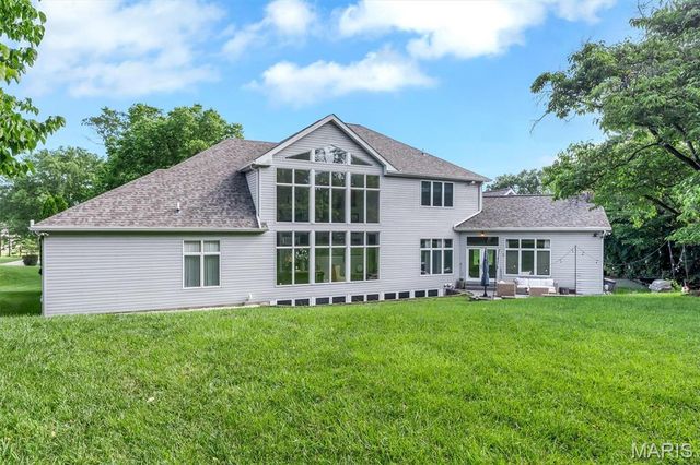 845 Coulange Court, Creve Coeur, MO 63141