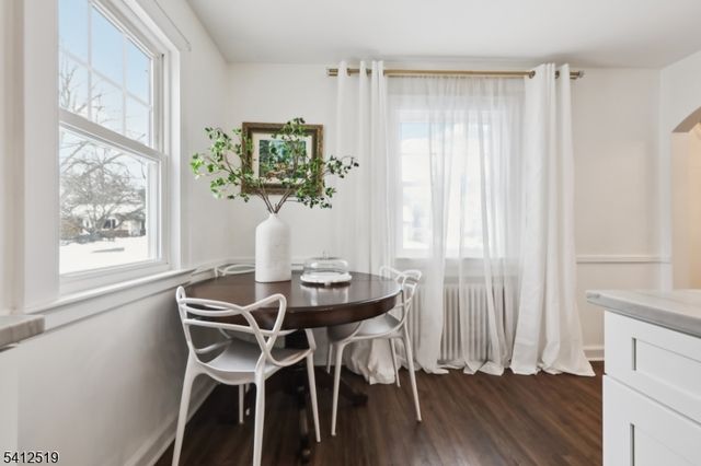 19 Linwood Ave, Midland Park Boro, NJ 07432