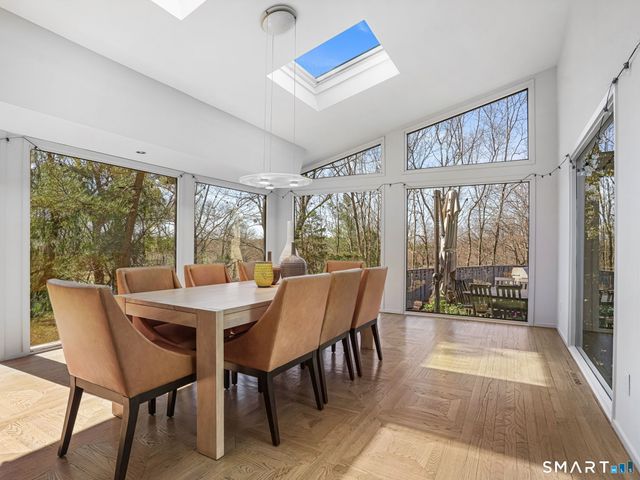 66 Dogwood Lane, Trumbull, CT 06611