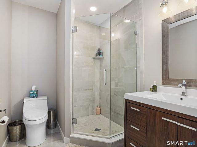 66 Dogwood Lane, Trumbull, CT 06611