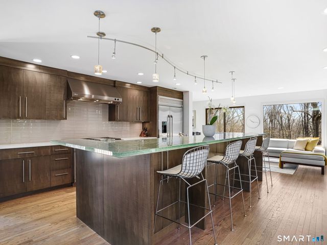 66 Dogwood Lane, Trumbull, CT 06611