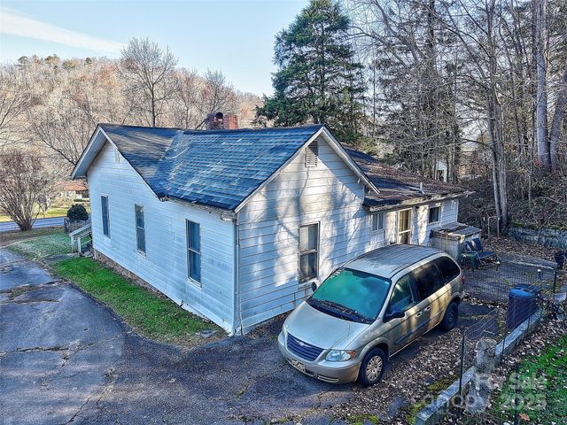 5 Ladybug Drive, Waynesville, NC 28786