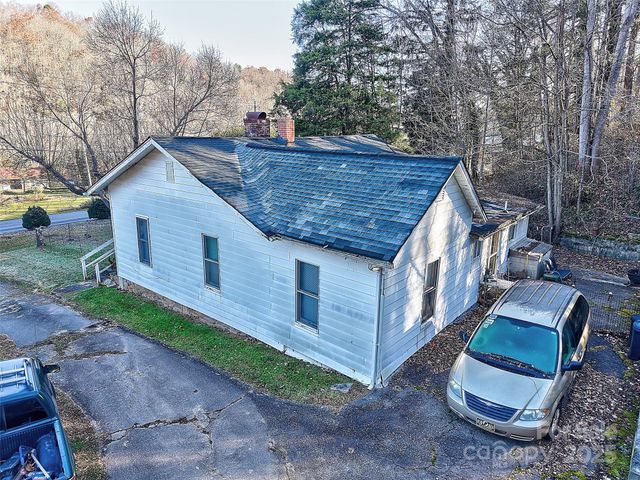 5 Ladybug Drive, Waynesville, NC 28786