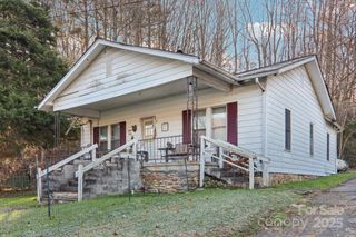5 Ladybug Drive, Waynesville, NC 28786