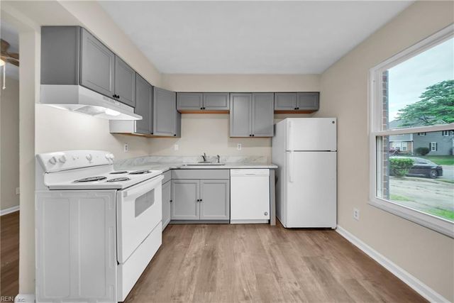 1117 Meadow Sage LN, Virginia Beach, VA 23464