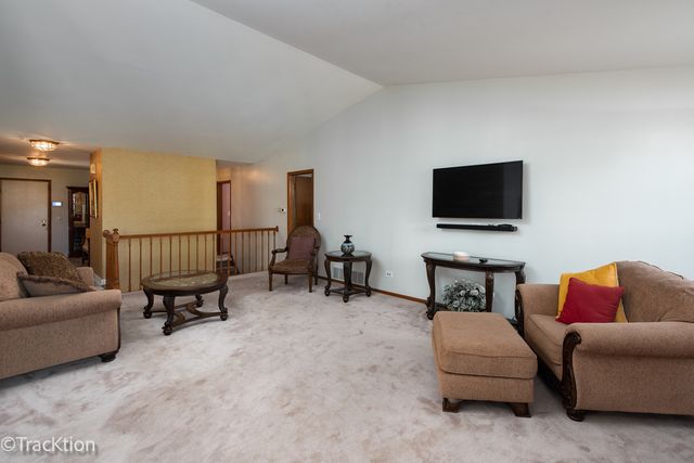 13810 S Magnolia Drive, Plainfield, IL 60544