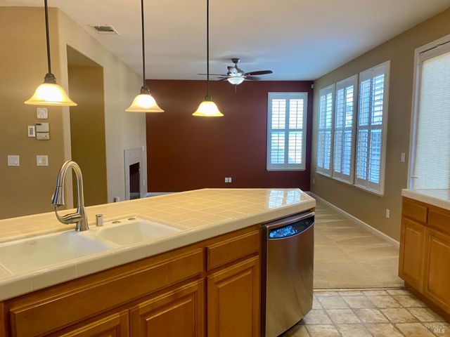 4658 Lapis Ct, Fairfield, CA 94534