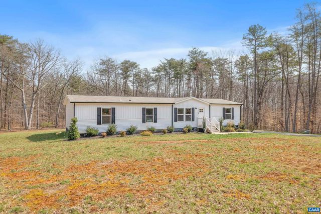 235 SHORES RD, Palmyra, VA 22963