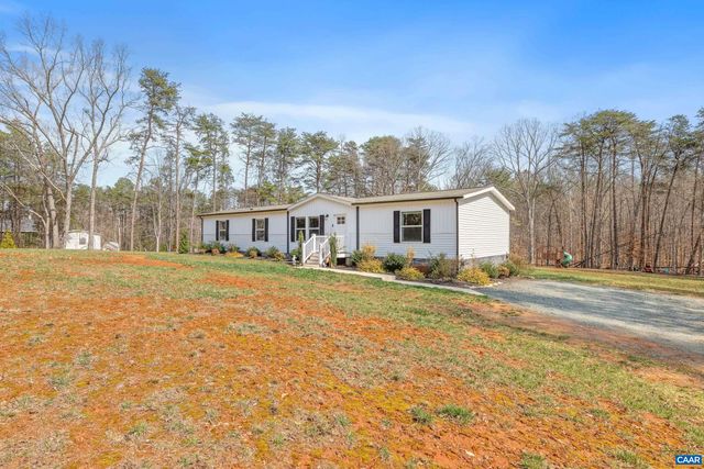 235 SHORES RD, Palmyra, VA 22963