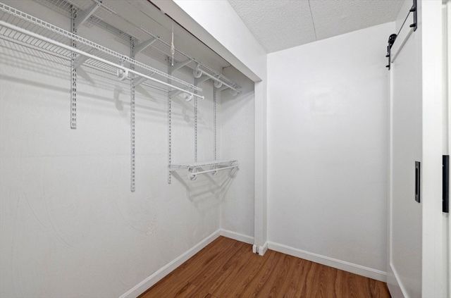 50-56 Broadlawn Park 221, Boston, MA 02467