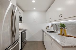 50-56 Broadlawn Park 221, Boston, MA 02467