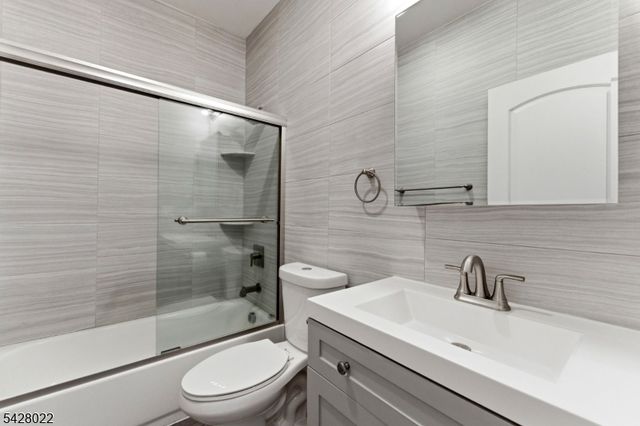 93 Prospect St 2, Garfield City, NJ 07026