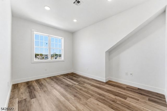 93 Prospect St 2, Garfield City, NJ 07026