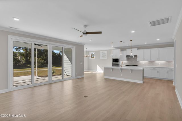 494 Sailor Sky Way 400, Hampstead, NC 28443