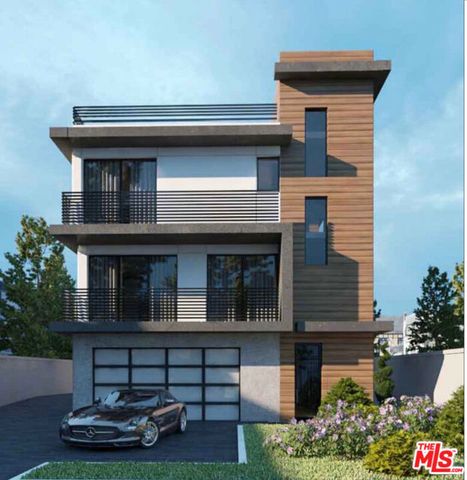 553 N Heliotrope Drive, Los Angeles, CA 90004