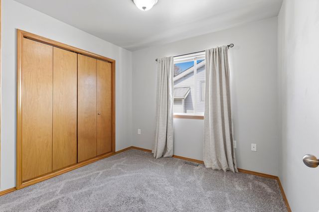 9008 N Oak St, Spokane, WA 99208