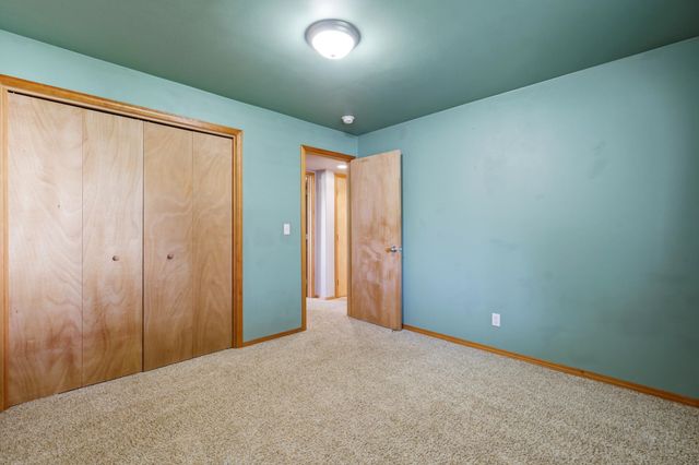 9008 N Oak St, Spokane, WA 99208