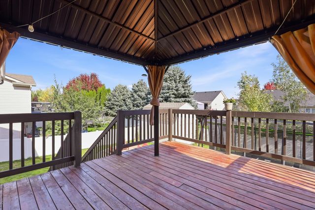9008 N Oak St, Spokane, WA 99208